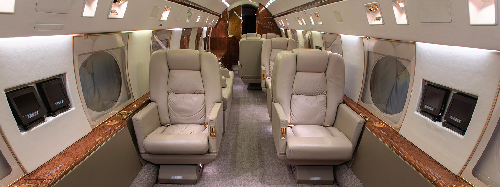 частный самолет Gulfstream G400